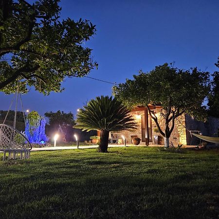 Вилла Patras Stonehouse With Large Yard - Πέτρινο Σπίτι Με Αυλή Paralia  Экстерьер фото