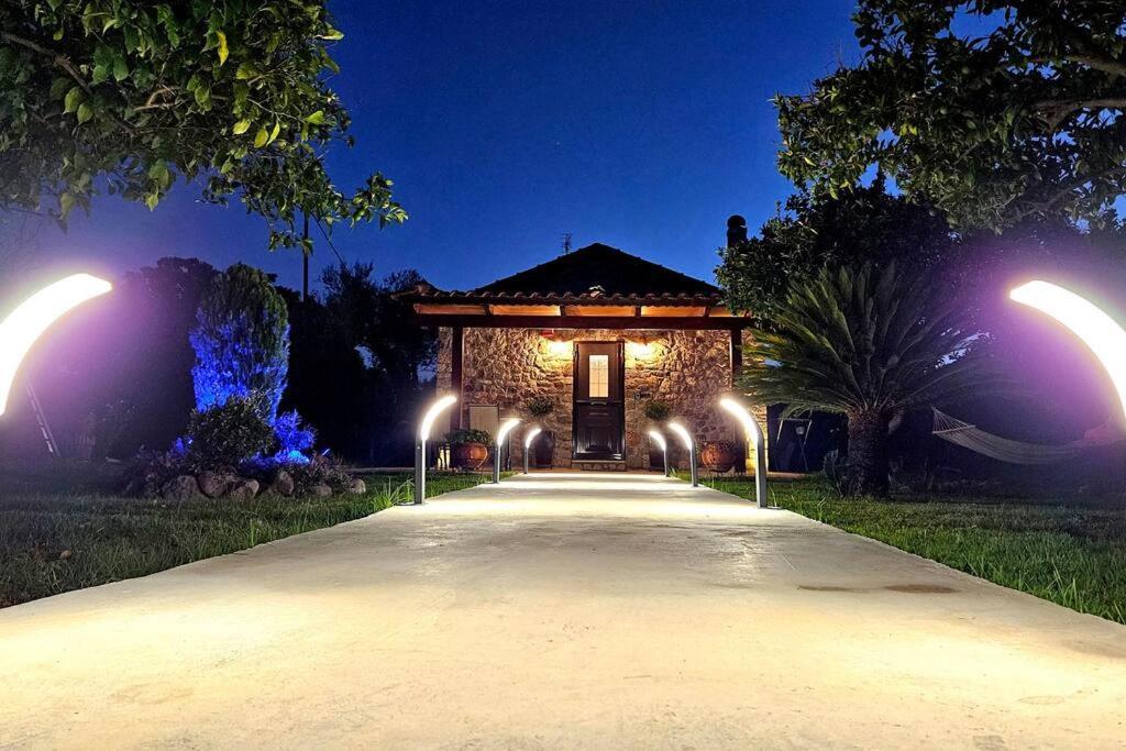 Вилла Patras Stonehouse With Large Yard - Πέτρινο Σπίτι Με Αυλή Paralia  Экстерьер фото